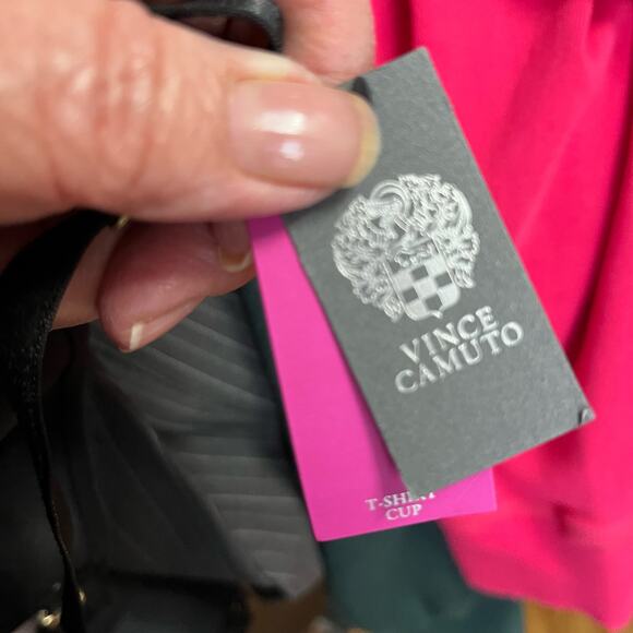 Vince Camuto New With Tags Pull On Tee Shirt Bra Wireless Seamless 38C - Picture 5 of 6